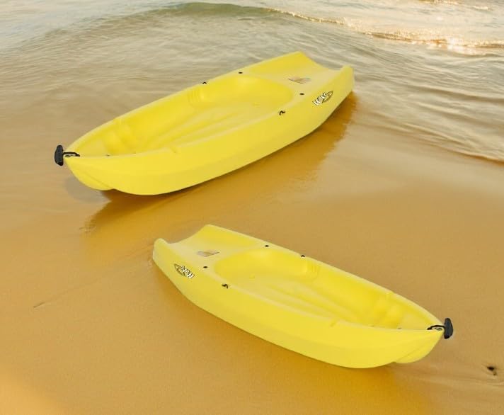 6' Youth Kayak with Paddle. Designed for Stability and Safety, It's The Perfect Choice for Young Paddlers Ready to Conquer The Water