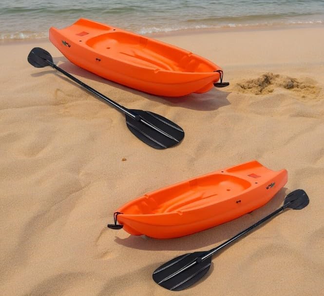 6' Youth Kayak with Paddle. Designed for Stability and Safety, It's The Perfect Choice for Young Paddlers Ready to Conquer The Water